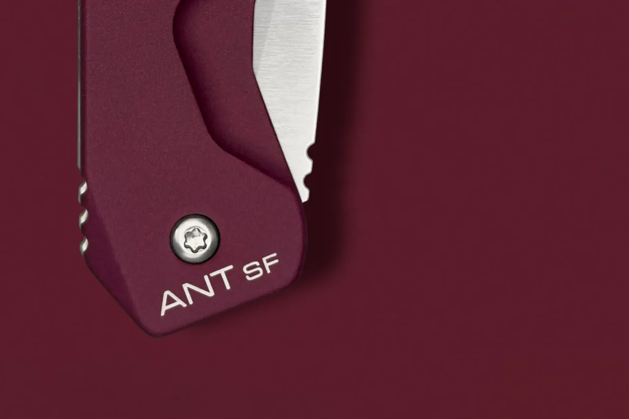 ANT-URBAN-SF-CHERRY-SATIN-11.webp