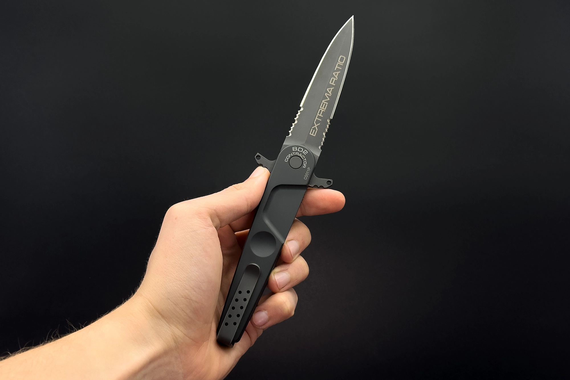 BD2-CONTRACTOR-BLACK-HAND.webp