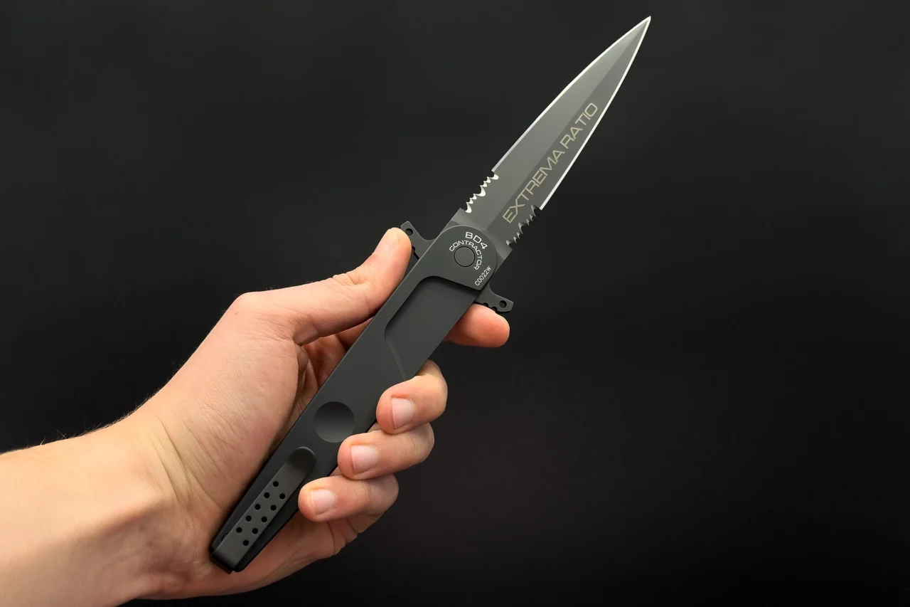 BD4-CONTRACTOR-BLACK-HAND.webp