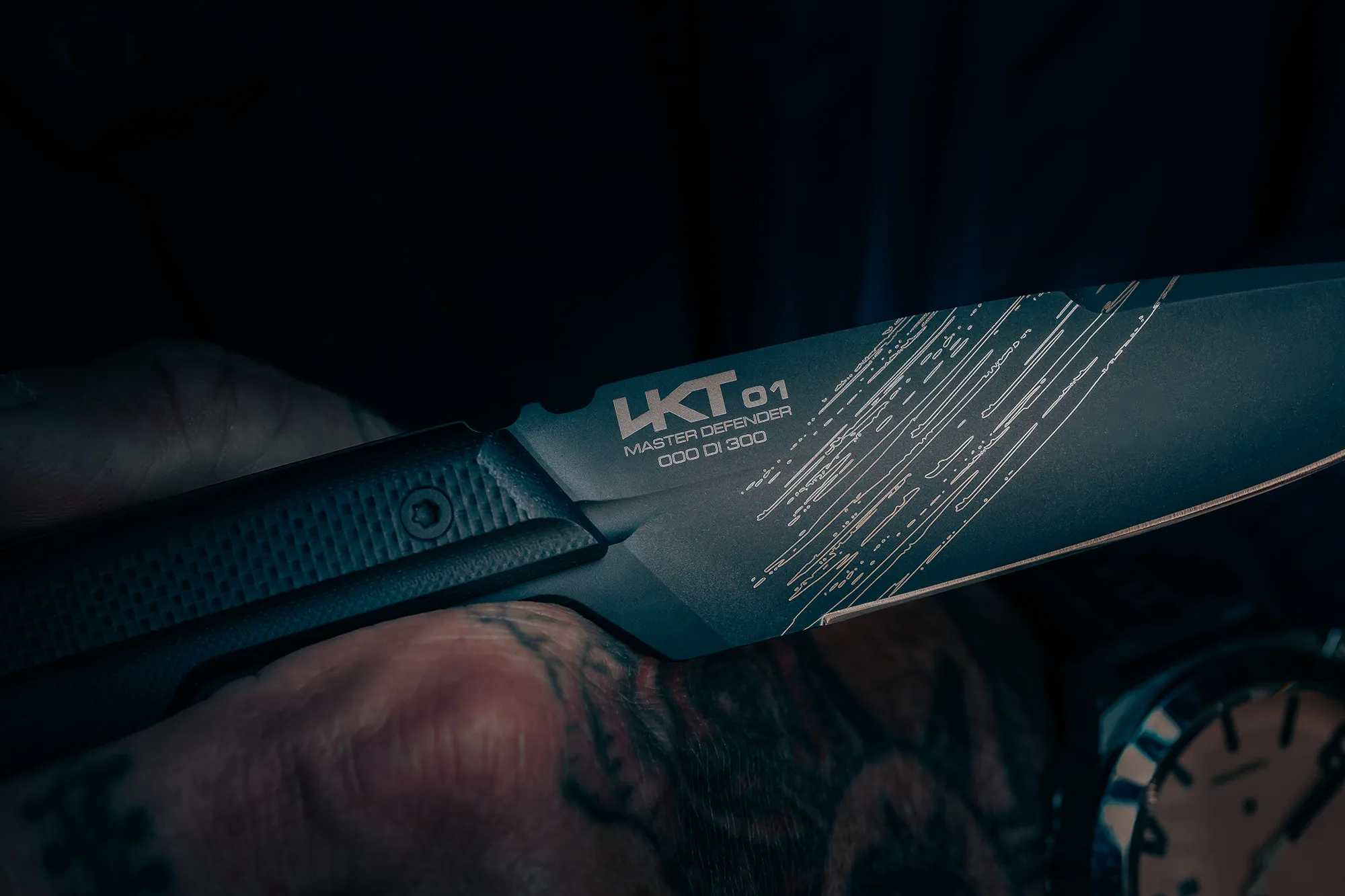 LKU01-MASTER-DEFENDER_-9b.webp