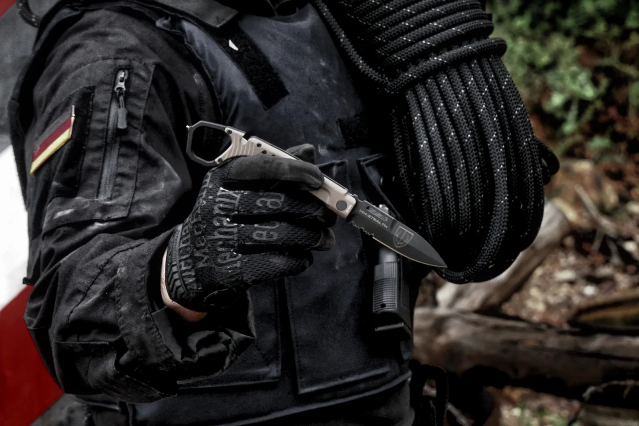 MH_STEALTH_32.webp