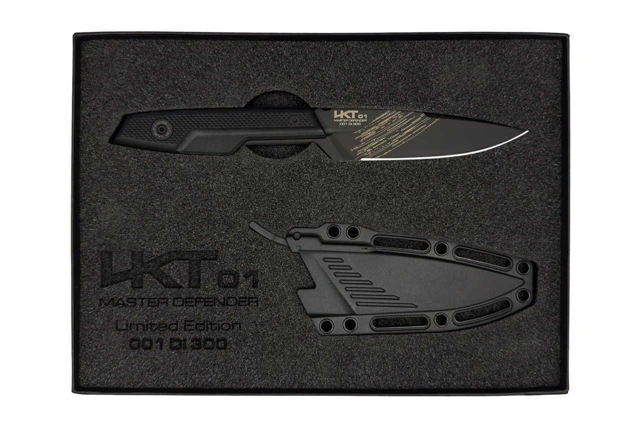 LKT01-MASTER-DEFENDER-LIMITED-EDITION_BOX OPEN WHT