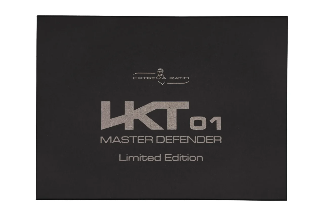 LKT01-MASTER-DEFENDER-LIMITED-EDITION_BOX WHT
